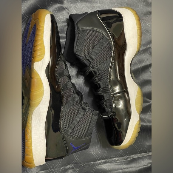 Air Jordan Retro 11 space jam (2016) - Picture 6 of 8